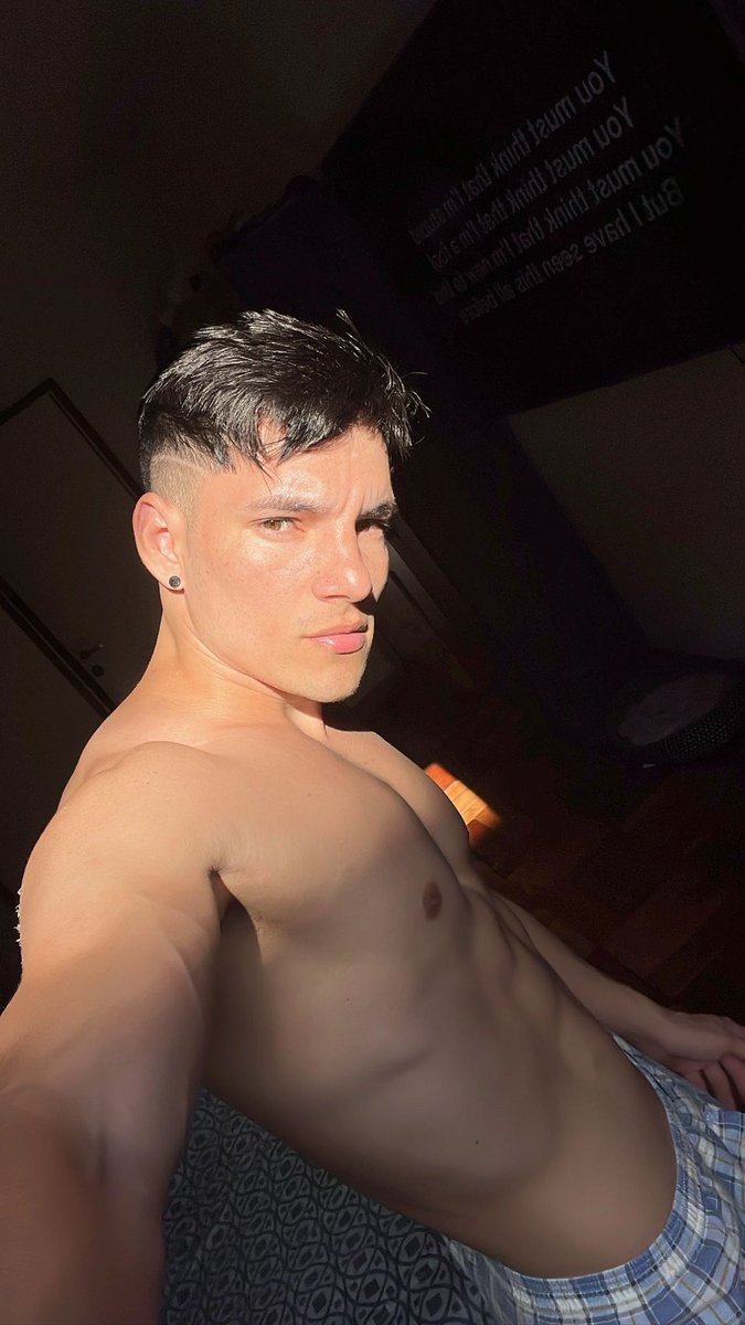 Jones20__'s tweet photo. ☀️ https://t.co/9pjgrX3PrR