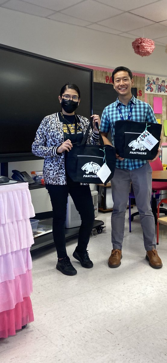 Loving our new lunch bag ❤️ Thank you A-team for always making us feel extra special! @blair_panthers