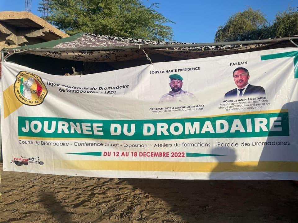 AttaherMossa's tweet photo. En marge des activités de la journée du Dromadaire à Tombouctou, j’ai assisté ce 17 décembre 2022 à la conférence sur le Dromadaire à la place de la Paix de Tombouctou sur le thème: « Le Dromadaire, un trésor négligé ».
👇🏽👇🏽
https://t.co/axfKBzb0cW https://t.co/V0Y6c86MFT