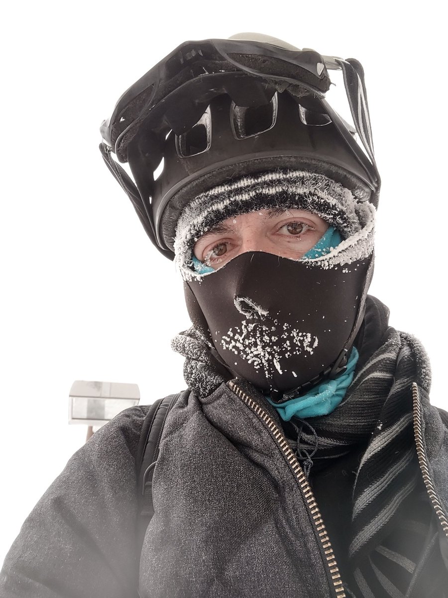 bathtubbikes's tweet photo. Did my 12K ride to the shop today. Made sure to go as straight as I could and keep moving.  12K more and I'll be home ♥️
#yyc #calgary #yycnow #frostbike
#yycliving #calgaryliving #canadianfashionblogger
#calgarymodel #yycfashion #yycbike https://t.co/1pTyy6myyE