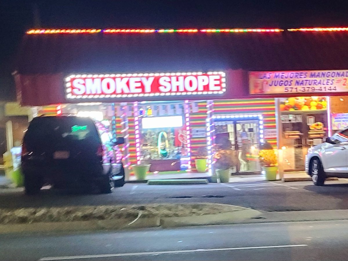 Dragoneer 🐀 on Twitter "Why does every vape shop in Virginia look like a damn Alienware?"