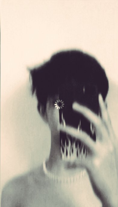 Aqui solo y aburrido