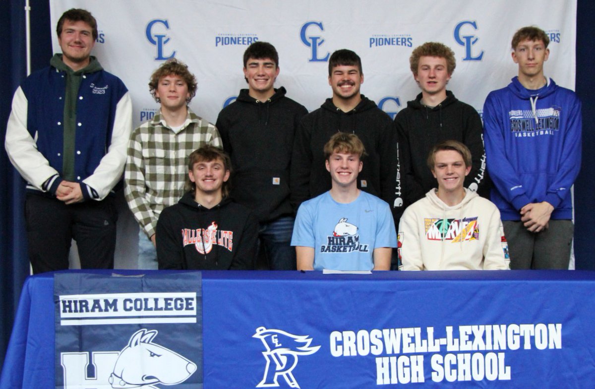SanilacSports's tweet photo. Congratulations to Croswell-Lexington’s @KroetschZachary  who, on Monday, signed his National Letter of Intent to play basketball at Hiram College!

More photos/info here: https://t.co/2Y46qXVdTB https://t.co/Q9a5ykJOOU