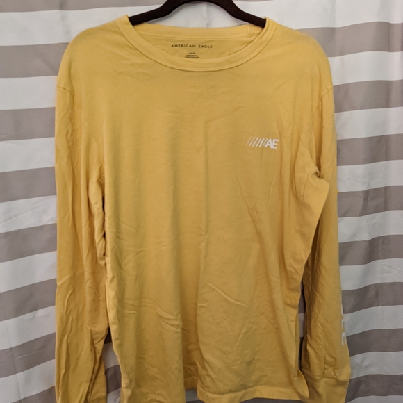 DiscountTreasu1's tweet photo. So good I had to share! Check out all the items I'm loving on @Poshmarkapp #poshmark #fashion #style #shopmycloset #derekheart #sourceunknown #americaneagleoutfitters: https://t.co/6KiVoUPe2d https://t.co/4MRom99YI1