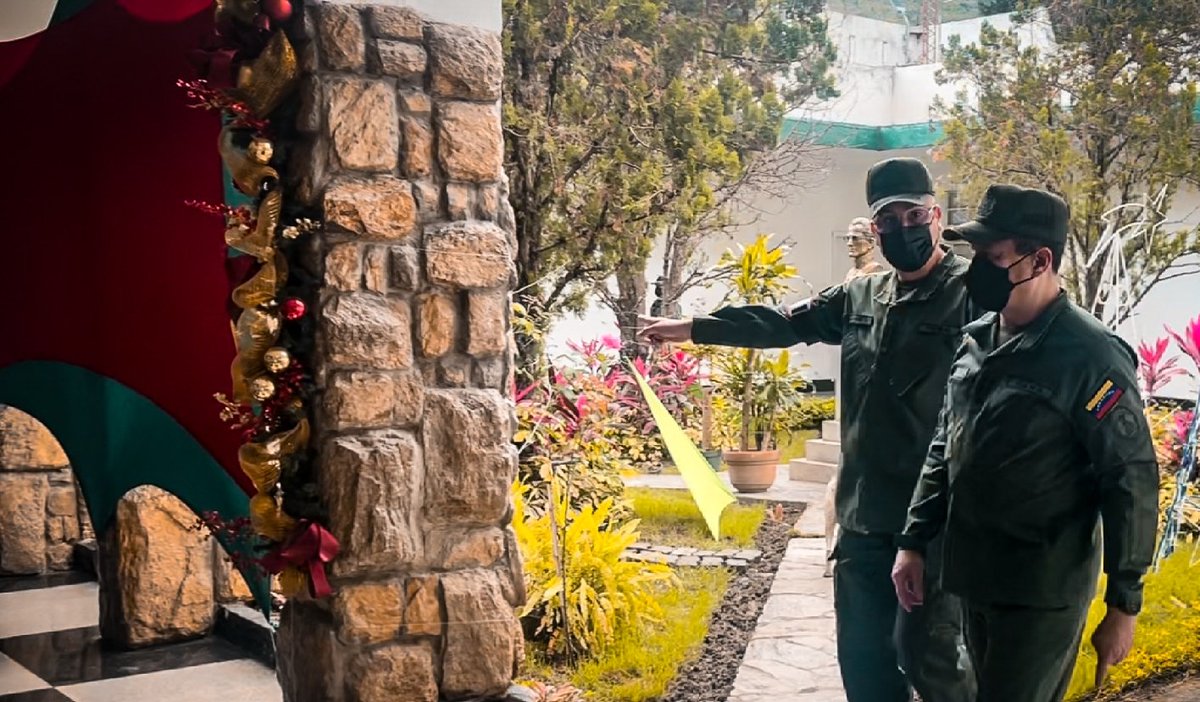 Hoy en el estado Miranda, visité las instalaciones del Comando de Zona <a href="/czgnb_44/">Comando de Zona 44 Miranda</a>, con el fin de supervisar y constatar el Nivel de Apresto Operacional de esta digna Unidad.
