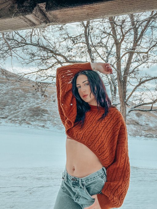It snowed https://t.co/8TJPmj9D49<a href="/tag/newprofilepic"class="tags"><span>#newprofilepic</span></a>