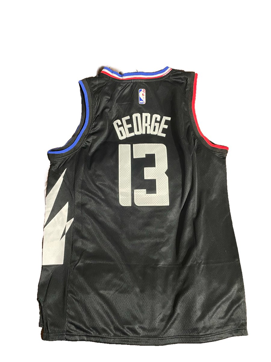 Jacobtheclipper's tweet photo. 🚨Free Jersey Giveaway🚨

Yo #ClipperNation for Christmas I want to give away a free Paul George Swingman (All stitched) men’s medium statement jersey. 🎄🎁

Drawing will end tomorrow 3:30pm 
How to enter: 

1. Must follow me
2. Tag 2 other Clipper fans in a comment below. 
3. RT https://t.co/gGUgeA5JTh