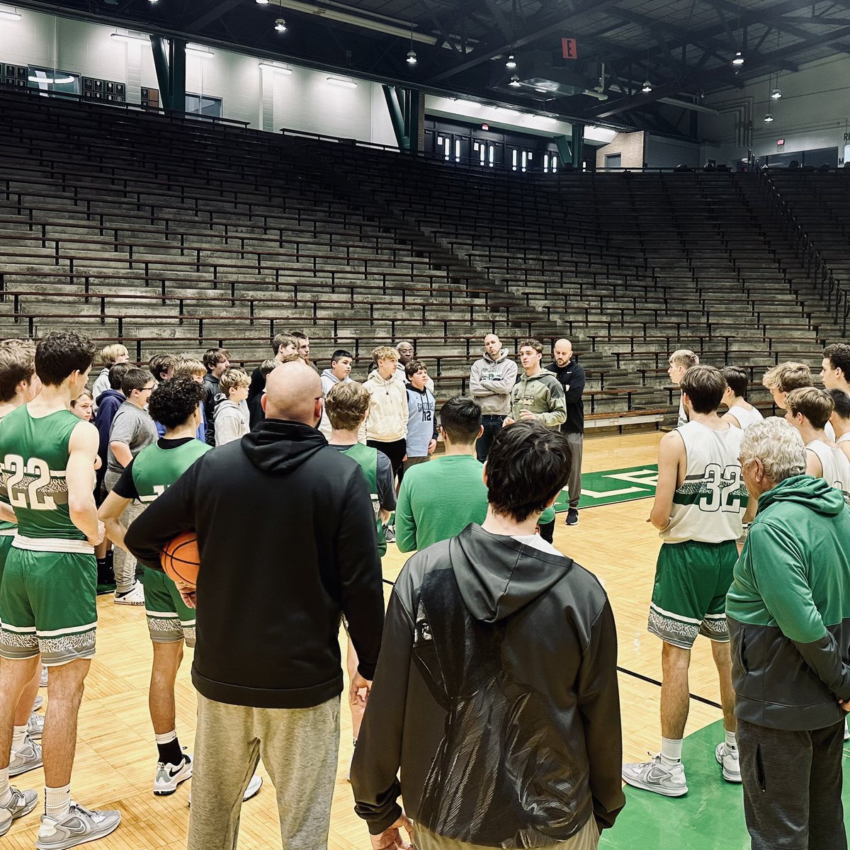 Thanks to 2019 <a href="/NewCastleBBall/">New Castle Trojans Basketball</a>  Graduate and soon to be <a href="/IndianaUniv/">Indiana University</a>, Nick Grieser! He stopped by practice and spoke with our Varsity, JV, 8th &amp; 7th grade teams about what it means to be a Trojan. Thankful for you <a href="/NicholasGrieser/">Nicholas Grieser</a>! 

<a href="/IndianaFootball/">Indiana Football</a> #Family