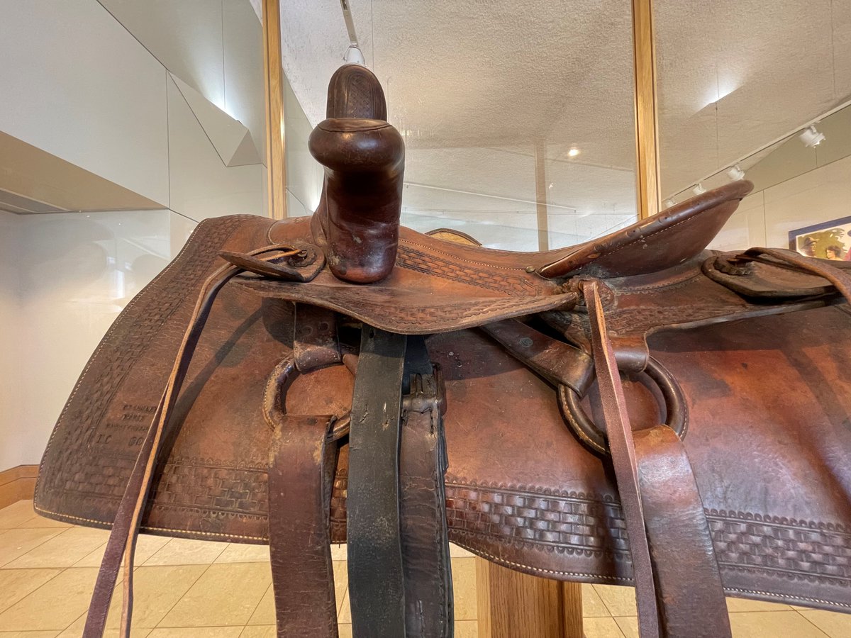 ncwhm's tweet photo. Take a look at outlaw Belle Starr's side saddle from 1890-1900. In 1899, Starr was shot out of her saddle by an unknown outlaw. Her murder went unsolved. "I am a friend to any brave and gallant outlaw." -Belle Starr, Dallas Morning News, 1886 https://t.co/6LS96ijXRY #TheCowboy https://t.co/vDAVETr0Ay