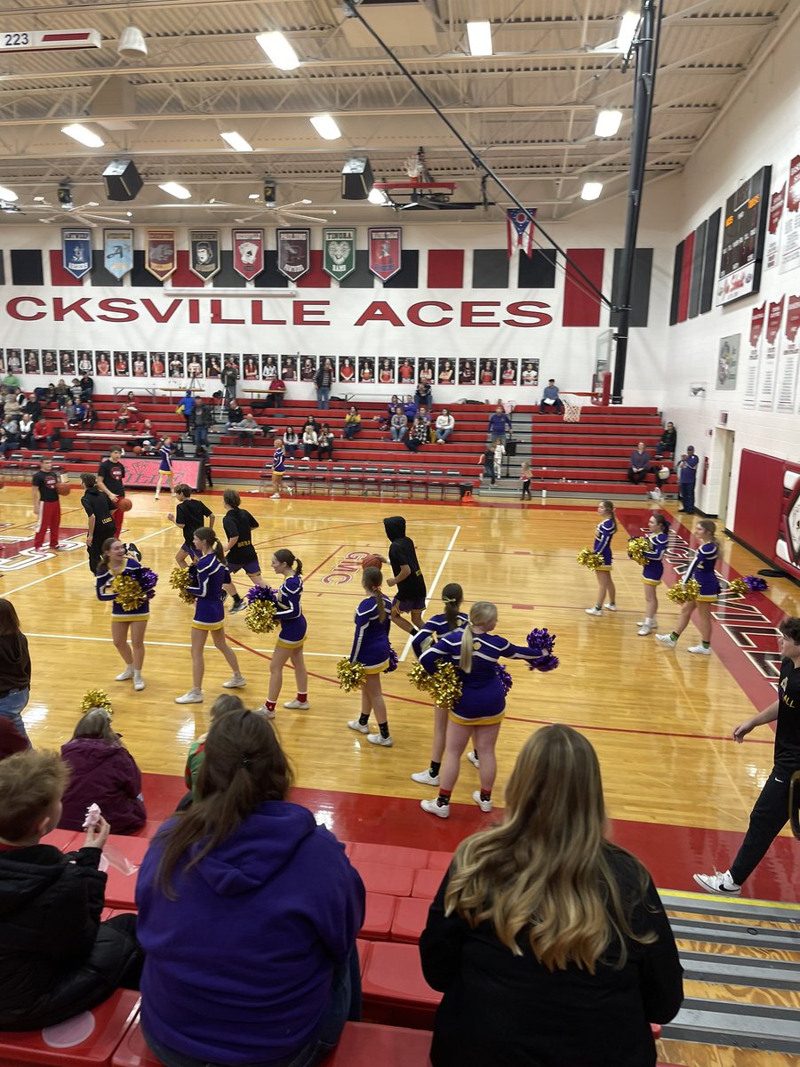 Holgate Schools on Twitter "Varsity Tigers warming up at Hicksville