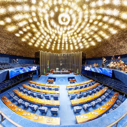 choquei's tweet photo. 🚨AGORA: Senado aprova proibição de uso de animais em testes para cosméticos. https://t.co/ovCzzrOhYr
