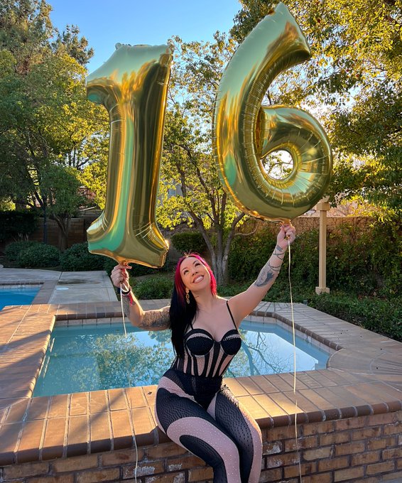 Still can&rsquo;t believe I hit 16.1 MILLION followers on Instagram. I&rsquo;m crying of joy on the inside&hellip;I LOVE
