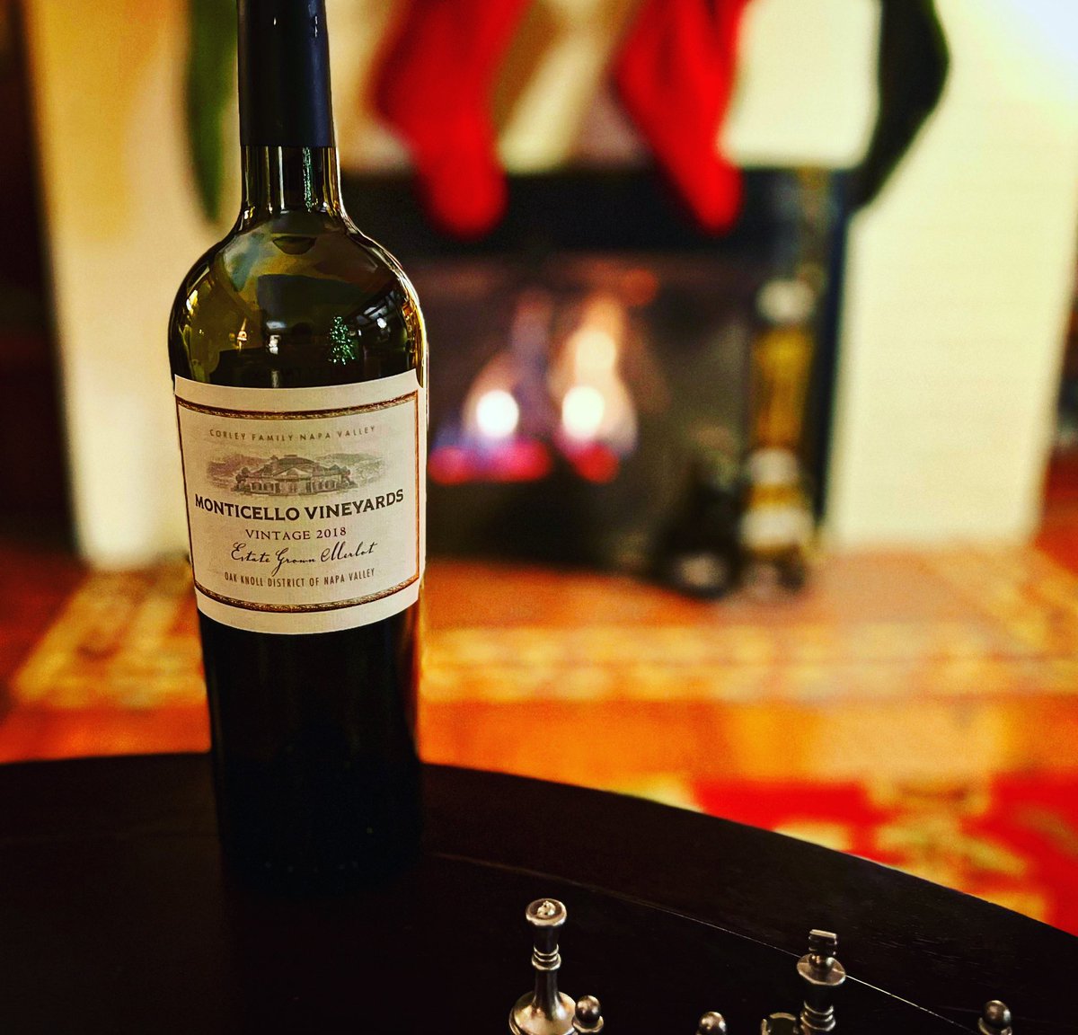 ChieftainDist's tweet photo. Pairs perfectly by the fire (and also fits in a stocking so long as the fire isnโt lit). Happy holidays, merry Christmas, and cheers from #ChieftainDistribution! https://t.co/RxTpl8iHHY