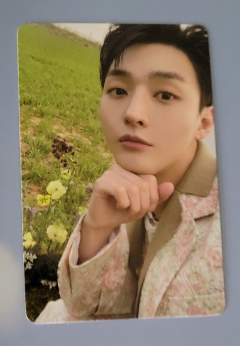 KPopAuntAngie's tweet photo. Picked up some odds and ends with this order.
#YoonJisung #MIRO π₯Ί
#JUNE #LuvSign β€οΈ https://t.co/nHxqke1Nva