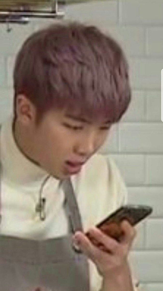 rabi_stud's tweet photo. affaan nih? affaan nih? OH TERNYATA PROM TIME @xkwavers 😎
#XKWavers 
#RoadToPromTime 
#WeAreYouButExtra 
#namjoon
#rm #btsikutpromtime https://t.co/7aosy8ylVZ