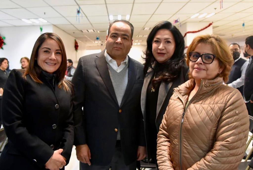 Este 2022 estuvo lleno de retos que juntos pudimos afrontar con esfuerzo y dedicación. Reconozco el trabajo de todos los que integramos la <a href="/SEMOV_Edomex/">Secretaría de Movilidad GEM</a>, esperando que este año que se avecina sigamos siendo una gran familia.

¡Que tengan unas excelentes fiestas de fin de año!