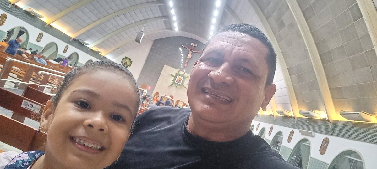 EndersonBarra's tweet photo. Livra nos de todo mal. https://t.co/AqOTt41Nn6
