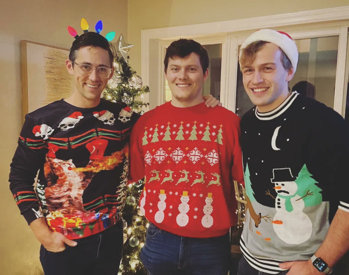 GopherPMR's tweet photo. ...but also with our coordinator, our attendings, our PD &amp; associate PD, are things that will last forever ✨️ 🥰
#pmr
#rehab
#residency
#residentlife
#RehabSanta
#gophers
#forever https://t.co/LrWKQwwYzw