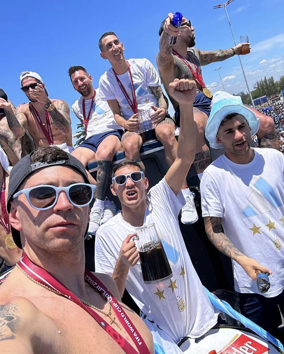 pablofranza's tweet photo. Los chicos llegaron a Gesell, dicen que están bien y le están tocando lindos días. https://t.co/5iEQMdVnzo