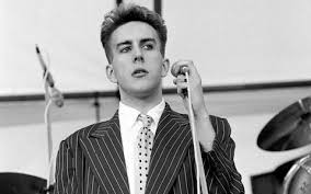 Sadden of the news that Terry Hall has died at 63 yo. His voice is easily recognisable, Ghost Town.  #RIPTerryHall my thoughts and prayers are with his loved ones 🖤