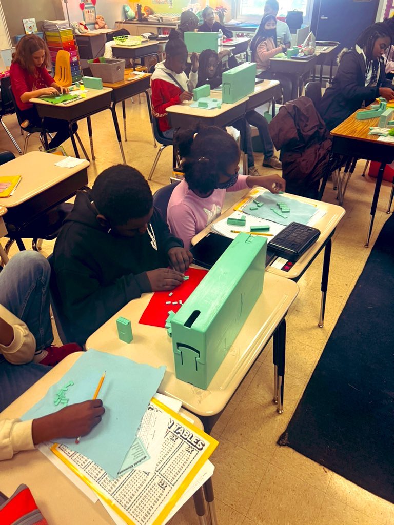 Dana Bisker tweet media