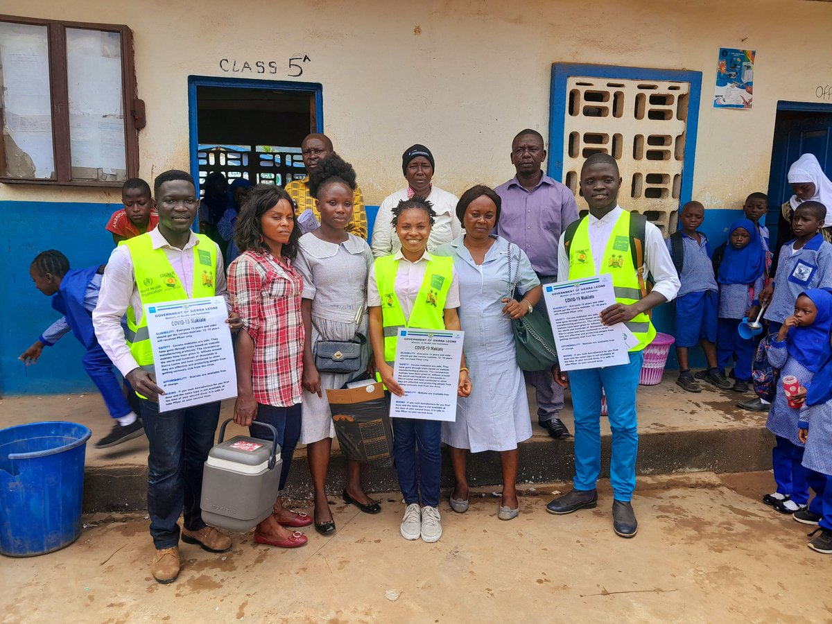 jr_sankoh's tweet photo. Congratulations Sierra Leone.
We are happy to achieve this set goal by our collaborative efforts as one of the Covid-19 and HPV Vaccination Champions in S/L,unveiled by @mohs_sl and @UNICEFSL some months ago,for achieving the 70% Vaccination set goal in S/L by December 2022.@WHO https://t.co/TZbVHUlWxX