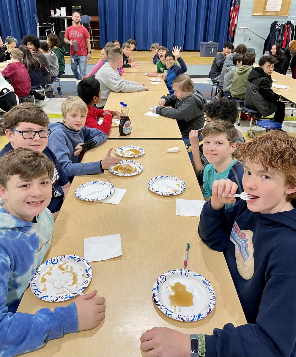 Wishing our whole <a href="/HamiltonOh/">City of Hamilton, OH</a> community a safe and relaxing holiday season full of love and cheer!! We wrapped up the calendar year in STYLE <a href="/Hamilton_WMS/">Wilson Middle School</a>