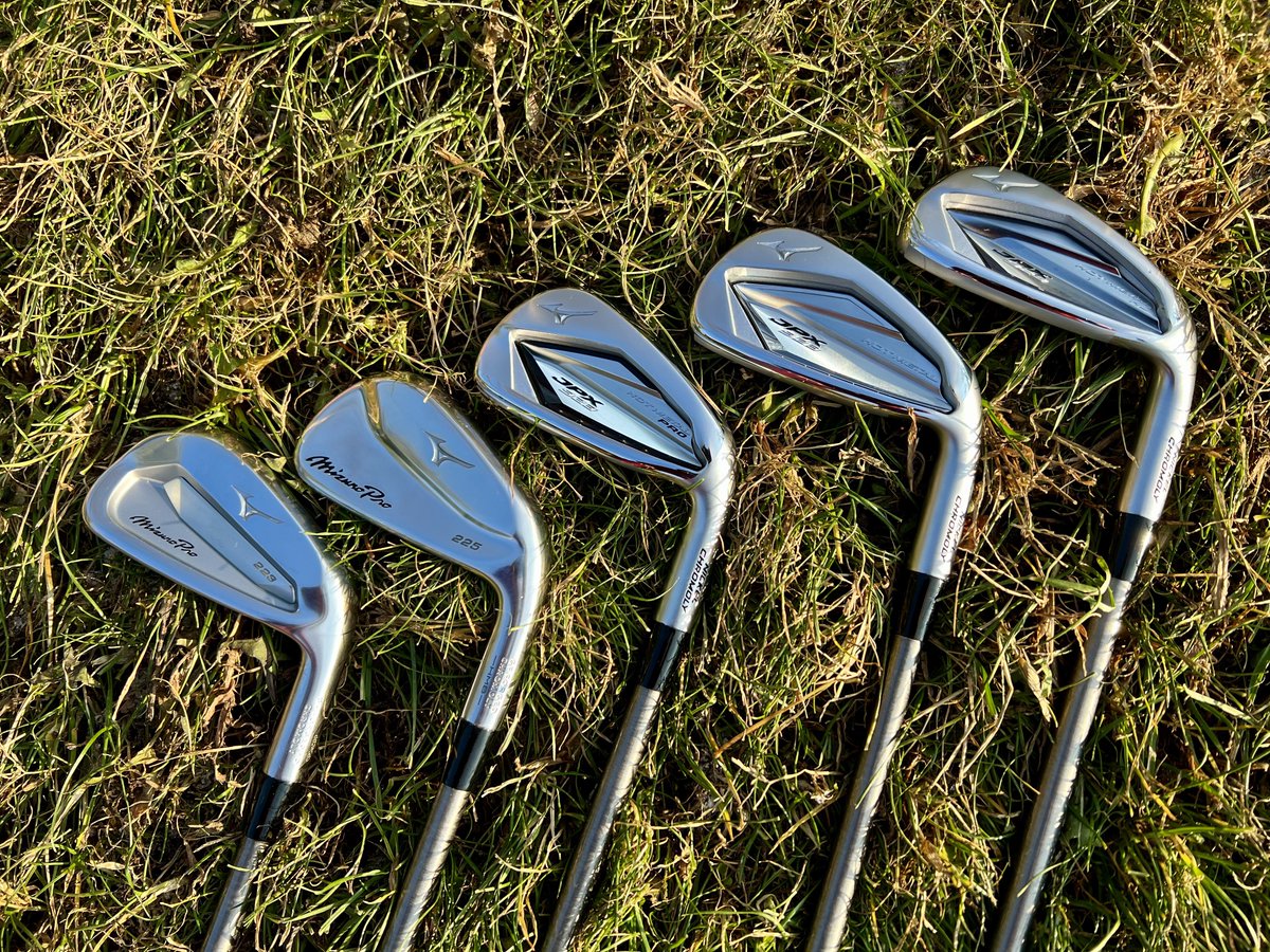 PGAPappas's tweet image. Letters from Santa DAY 10 PGAPappas 12 Days of Christmas Golf Giveaway

🎁 Full Set of New Mizuno Irons (choose Pro 221, 223, 225, JPX923 Hot Metal, HM Pro, HM HL) #JingleBAM

To enter
🎄 Retweet
🎄 Follow @PGAPappas and @MizunoGolfNA 

#ReleaseTheKringle! pgapappas.blogspot.com/2022/12/letter…