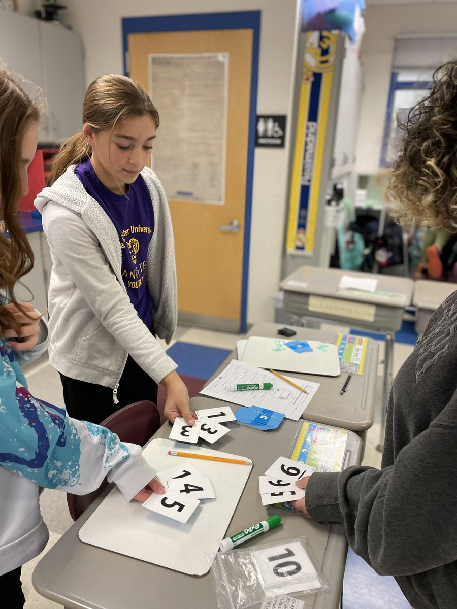 Mr. Labik tweet media