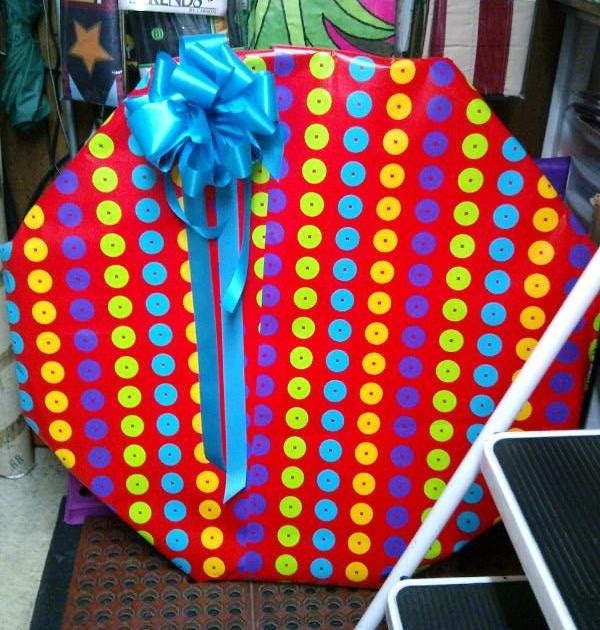 Oooh...I wonder who's getting a cock ring for Christmas.
