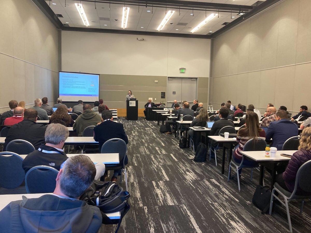 Iteris's tweet photo. At ITS Washington Annual Conference last week, Jeffrey Conor, Data Analytics Supervisor for the Seattle Department of Transportation gave a wonderful presentation on how Seattle utilizes ClearGuide.
Thanks to Jeffrey and all who attended!
#ITSWA https://t.co/Z55SgvdGJ2