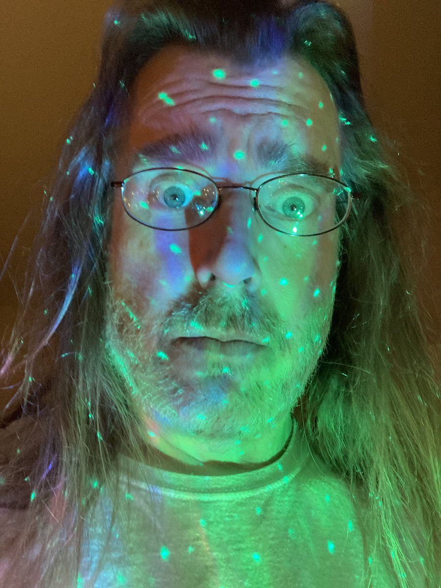 shawnjasoneh's tweet image. Oh no. Alienpox?
Should I be worried??
😝