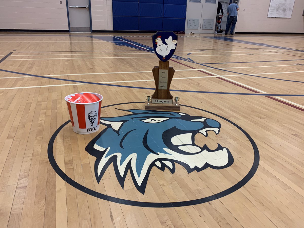 After a 2 year absence, the “Great Chicken Match” was played today. Congratulations to Boudie’s Bobcats in a thrilling 3 set match over a Mother’s Clutch. Thanks to <a href="/KFC/">KFC</a> on University Avenue for helping us out again.