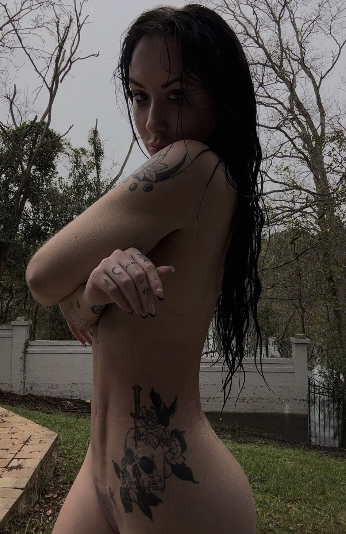 1 pic. Gloomy https://t.co/5fosngORce