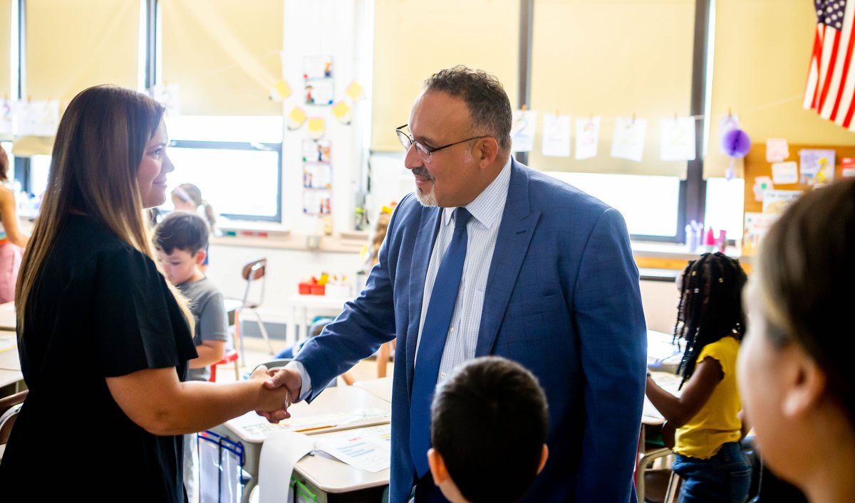 What does it look like to Raise the Bar for our teachers:  

✏️Classroom resources  

✏️Paying them a living wage  

✏️Providing them with professional development and training programs.  

We must take care of our teachers and ensure they are supported, seen, and respected.