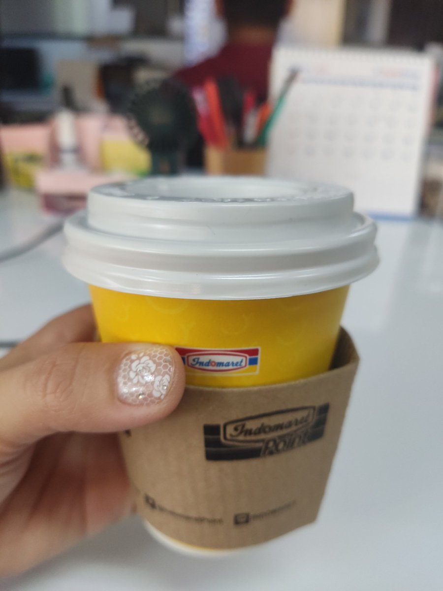 Ellischin's tweet photo. Met pagiiii di Mulai dengan segelas kopi yah... ☕ https://t.co/0lY01Ehxcs