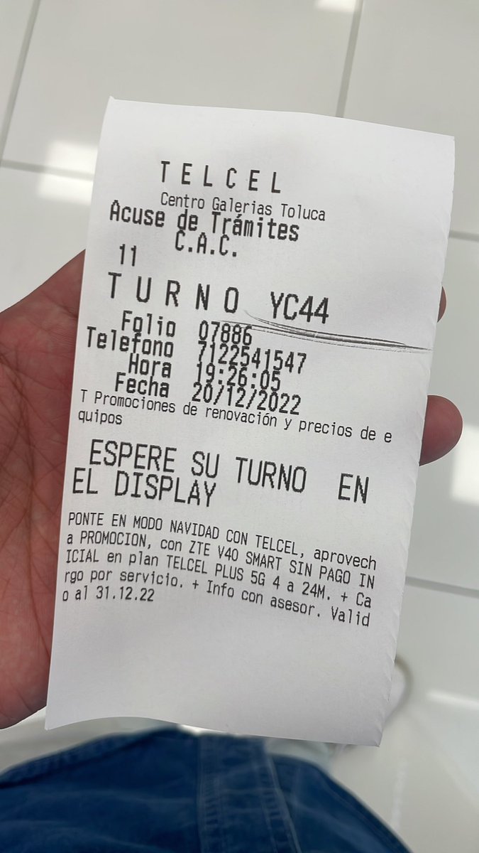 CalbertS26's tweet photo. Estoy en @Telcel en galerías Toluca y la chica me está dando el peor servicio de mi vida cada vez peor @ServicioTelcel.

 @ATTMx tienen planes en telefonía? https://t.co/Zm2wTCehpn