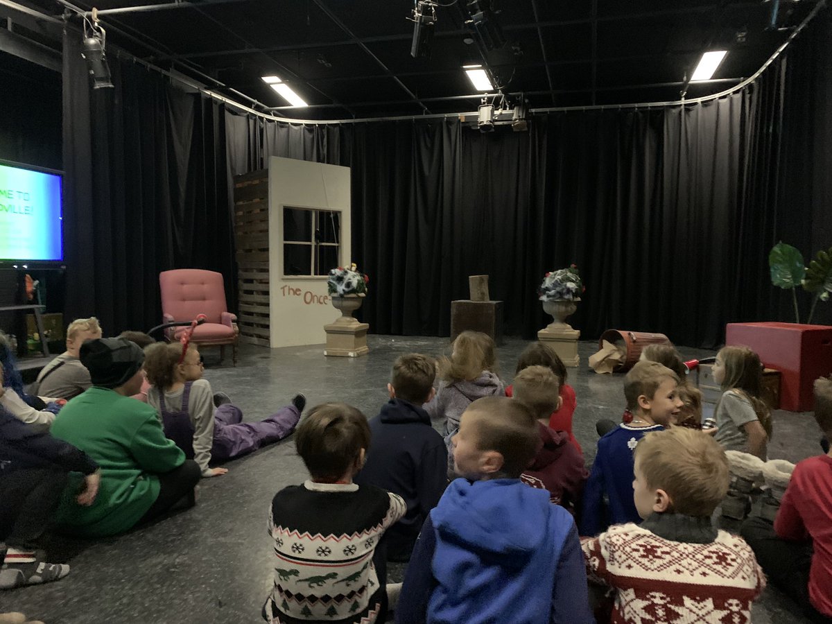 VerkMcDougall's tweet photo. DCVI invited us to watch an awesome production of the Lorax. #amdsb #communitypartners #littlefalls #dcvi https://t.co/qCSkks1AK4