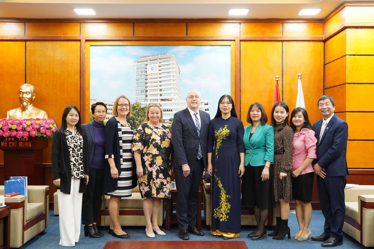 Rule of Law Centre (@ruleoflawcentre) on Twitter photo Another fruitful day of discussing plans of cooperation with Hanoi Law University. Thank you <a href="/finlandinhanoi/">Finland in Vietnam</a> <a href="/WeckstromKatja/">Katja Weckström</a> <a href="/UEFLawSchool/">UEF Law School</a> <a href="/TuijaBrax/">Tuija Brax</a> and Hang Nguyen.
Read more here: hlu.edu.vn/News/Details/2… Another fruitful day of discussing plans of cooperation with Hanoi Law University. Thank you <a href="/finlandinhanoi/">Finland in Vietnam</a> <a href="/WeckstromKatja/">Katja Weckström</a> <a href="/UEFLawSchool/">UEF Law School</a> <a href="/TuijaBrax/">Tuija Brax</a> and Hang Nguyen.
Read more here: hlu.edu.vn/News/Details/2…