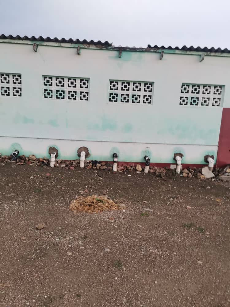 A heavy thunderstorm which left a trail of destruction yesterday also extensively damaged property at Hwange Local Board's Nechibondo Primary School <a href="/HwangeResidents/">Greater Whange ResidentsTrust</a> <a href="/molokele/">Fortune Daniel Molokele</a> <a href="/MoPSEZim/">Ministry of P&S EdZW</a> @AckimReason <a href="/LyejaFM/">Lyeja FM</a> @vostile1 <a href="/ministry_local/">Ministry of Local Government and Public Works</a> <a href="/breezefmstereo/">Breeze FM Victoria Falls</a> <a href="/communitypodium/">Community Podium</a> <a href="/ChronicleZim/">The Chronicle</a>