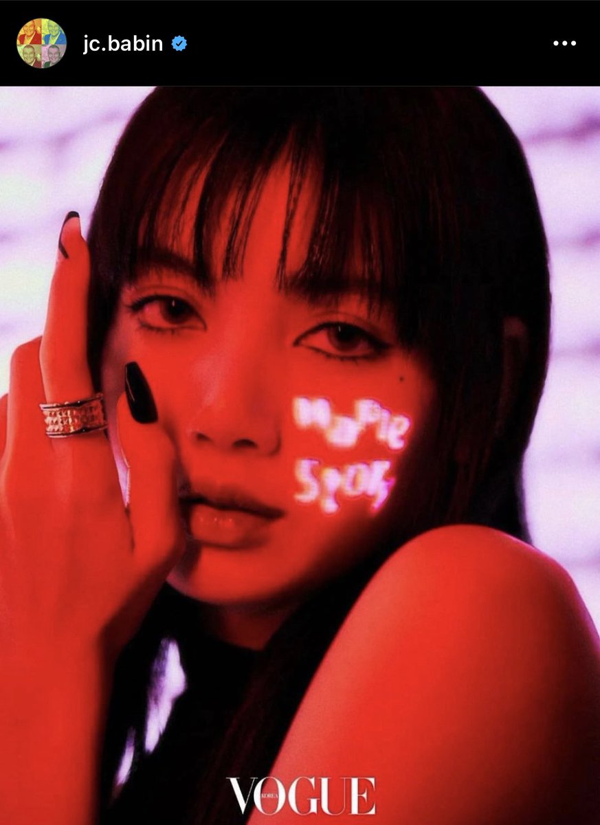 LALICE UPDATES (@laliceupdates) on Twitter photo jc.babin IG update:
“Thank you <a href="/VogueKorea/">VOGUE KOREA</a> for this beautiful tribute to #LALISA wearing an irresistible <a href="/Bulgariofficial/">Bvlgari</a> bzero1 iconic ring. Beautiful pictures of our great ambassador.”
🔗 instagram.com/p/Cma5XEDtSqo/…
#LISAXBVLGARI
#LISA X <a href="/MapleStory_KR/">메이플스토리</a>
<a href="/MapleStory/">MapleStory 🍁</a> jc.babin IG update:
“Thank you <a href="/VogueKorea/">VOGUE KOREA</a> for this beautiful tribute to #LALISA wearing an irresistible <a href="/Bulgariofficial/">Bvlgari</a> bzero1 iconic ring. Beautiful pictures of our great ambassador.”
🔗 instagram.com/p/Cma5XEDtSqo/…
#LISAXBVLGARI
#LISA X <a href="/MapleStory_KR/">메이플스토리</a>
<a href="/MapleStory/">MapleStory 🍁</a>