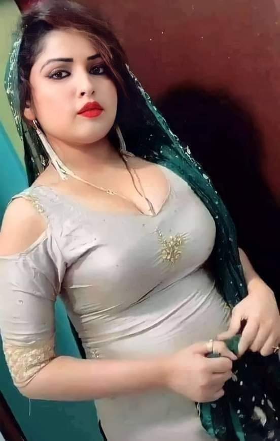 ليس بيننا صلة رحم..
       بل صلة قلب💕
وهذا كافي أن،،
، تتعلق بك روحي دهرا
💙💙💙💙
يا.دنيااااا حملج ثكل 
           تره مو كل بشر ايوب.