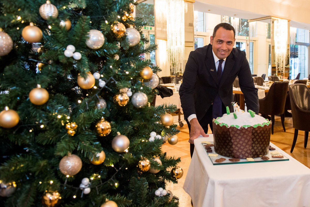 Spend the Festive Season with us! Our team is getting ready to welcome you for some well deserved holiday cheer. 

#westinrome #festiveseason #doneyrestaurant