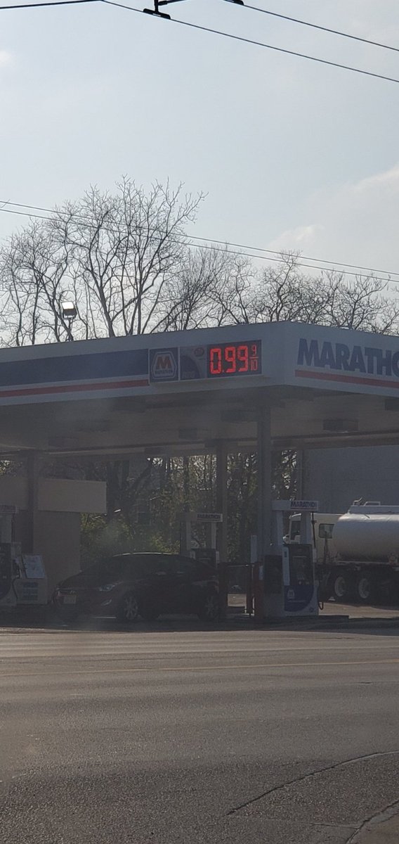 TheFakeTrey's tweet photo. Pepperidge Farm Remembers.
This was pandemic gas prices. I'm not saying I want another buuuuttt https://t.co/a1JSswesN2