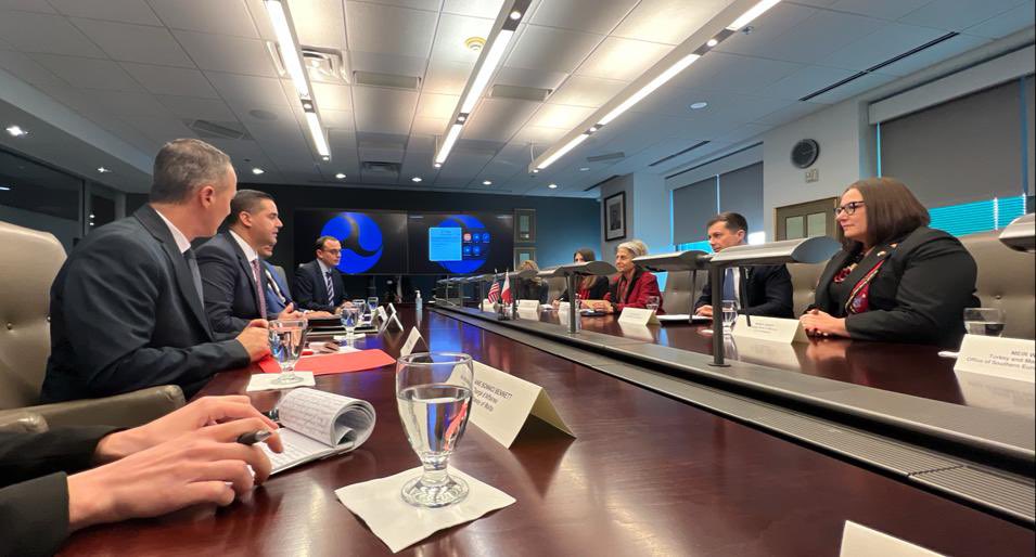 DeputyPMIanBorg's tweet photo. A very good meeting with @SecretaryPete @USDOT 🇺🇸 whose father is Maltese 🇲🇹. We spoke about the #Malta aviation &amp; ship registry &amp; further collaboration when it comes to connectivity between our 2 countries. https://t.co/oATBqHOWvt