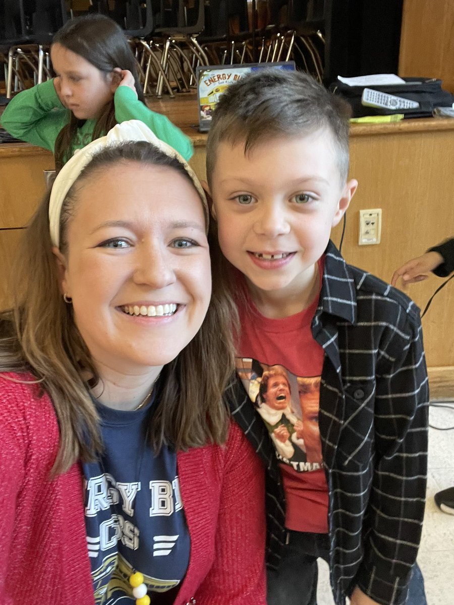 Julianne Inghilterra tweet media