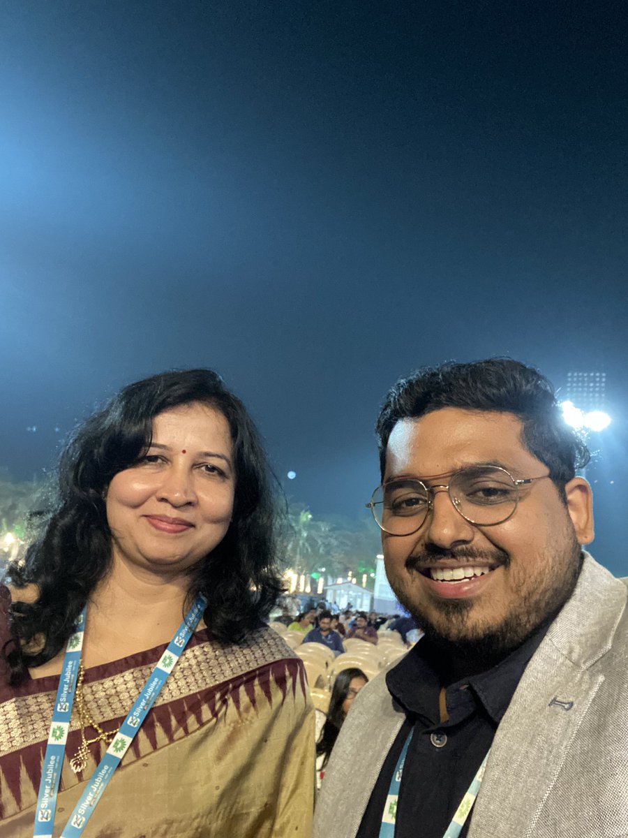 DrAnsumanKar's tweet photo. It is always a pleasure to meet @achyuta_samanta sir and get inspirational advices from himโฆ. While @KIITUniversity is celebrating #KIITat25 we the alums are proudly celebrating our association with our Alma Mater and founder sirโฆ Snaps from KAMYAAB #soiltosilver @KIMSBBSR 1/2 https://t.co/GV29iGvJGX