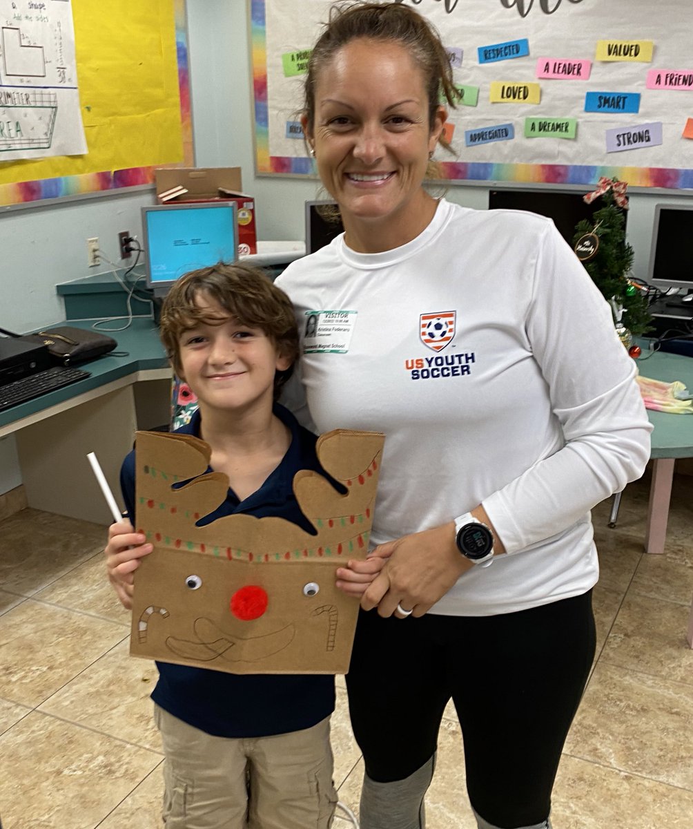 We ❤️ our <a href="/RosewoodMagnet/">Rosewood Magnet</a> school families! 🐾 We’re so thankful for our parent volunteers and their support!