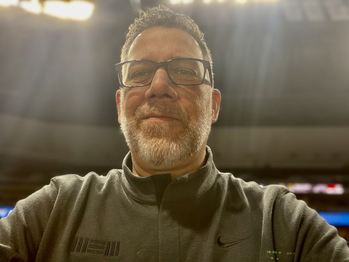 thefishnation's tweet photo. Tip Time 🏀 
@memgrizz at @nuggets 
On @929espn 📺 
#GoGrizz 🐻 
#BigMemphis  
#FishDrip 🐟 💧
#ListenLocal 🎙️ 
#5280 ⛰️ 
#Grizzmas 🎄 https://t.co/A9NQz357Pz