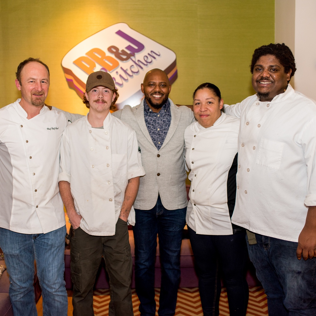 AntwonBrinson's tweet photo. I'm so proud of these students! 👏🏾 They are the 13th cohort to graduate our Culinary Boot Camp. 

🍳 Our #GoCook program is intense. It’s 5 weeks, 5 days a week, for 4 hours a day. Not everyone gets through to the end.

Learn more about what we do. Visit https://t.co/3oCmEV3haq https://t.co/dRa4RmakTc